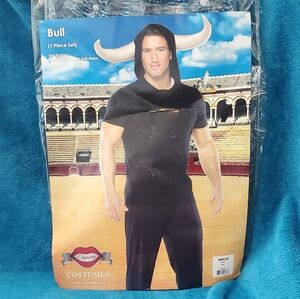 Bull hooded t-shirt